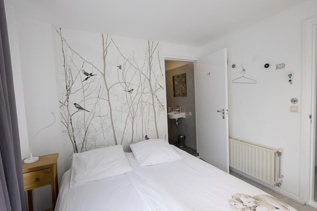 A Bed & Breakfast Flynt Amsterdam Ngoại thất bức ảnh